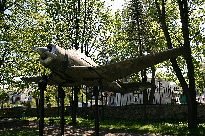 a 147